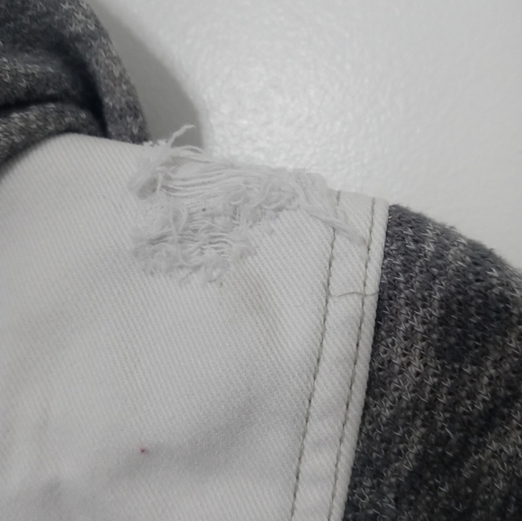 Free People Distressed White Denim Button Up Hooded Jacket Gray thermal Contrast - Picture 16 of 16